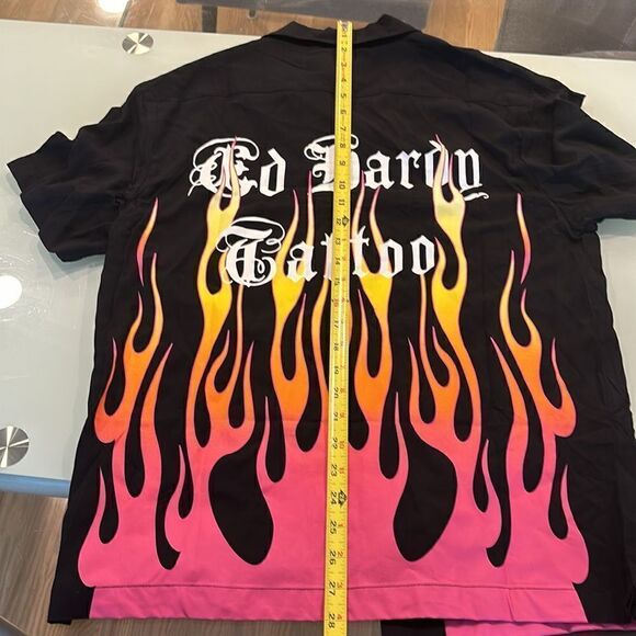 Ed Hardy tattoo  shirt NWT medium black pink/white/yellow printed - Picture 10 of 12